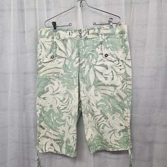 Vintage Gloria Vanderbilt Green Tropical Bermuda Cargo Shorts 16 - Picture 14 of 14